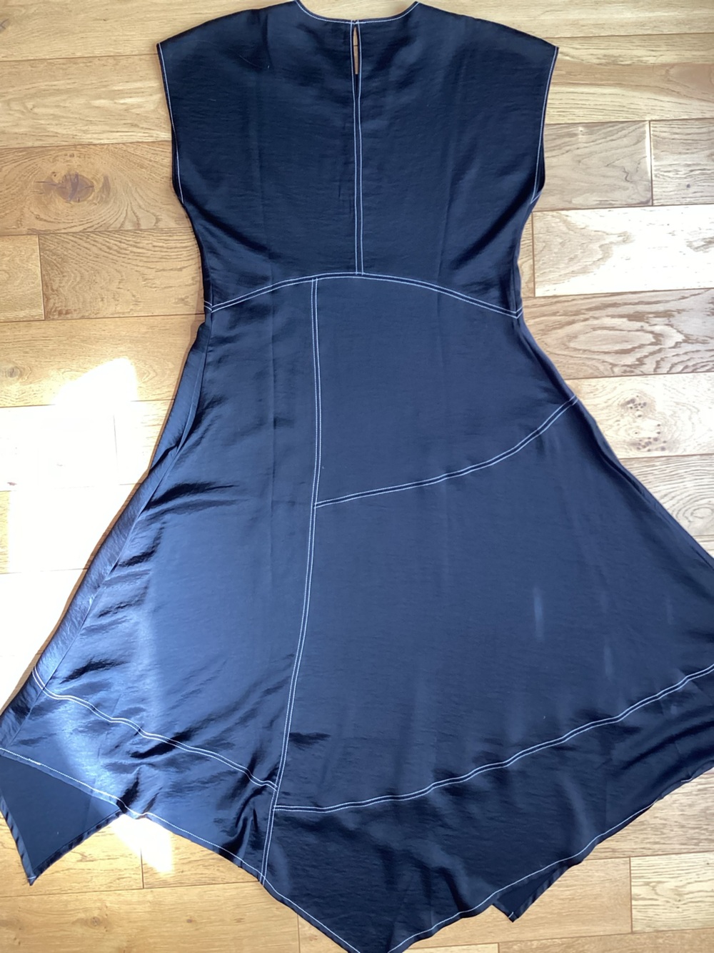 All Saints Agnes cap sleeve handkerchief, hem dress black - Picture 3 of 8